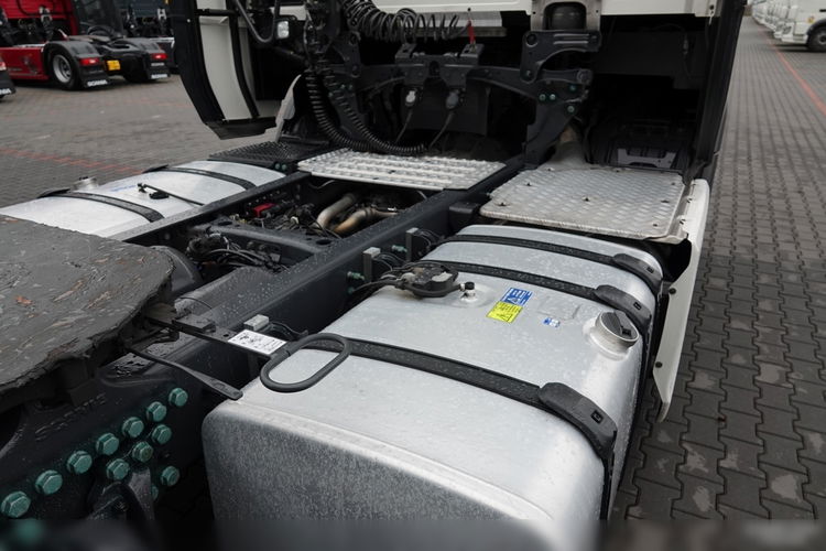 Scania S 530 / V8 / RETARDER / NAVI / PO ZŁOTYM KONTRAKCIE SERWISOWYM  zdjęcie 17