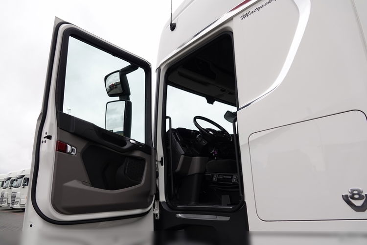 Scania S 530 / V8 / RETARDER / NAVI / PO ZŁOTYM KONTRAKCIE SERWISOWYM  zdjęcie 24