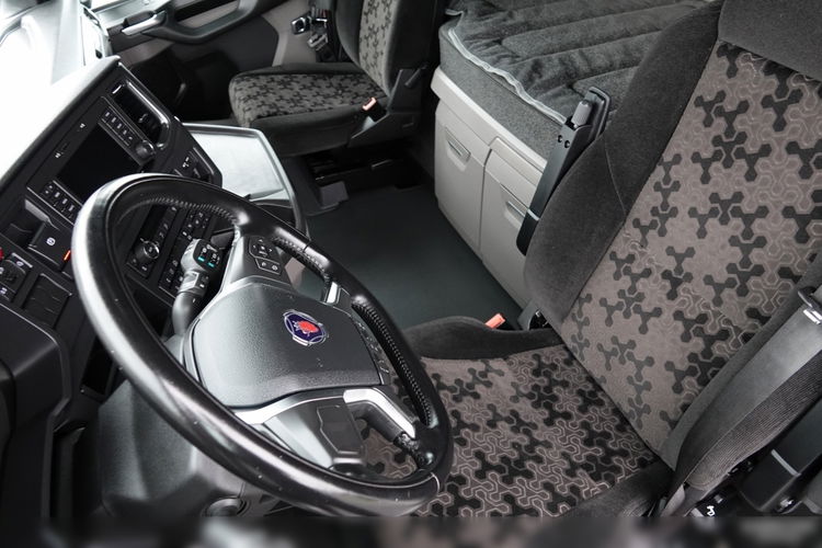 Scania S 530 / V8 / RETARDER / NAVI / PO ZŁOTYM KONTRAKCIE SERWISOWYM  zdjęcie 25