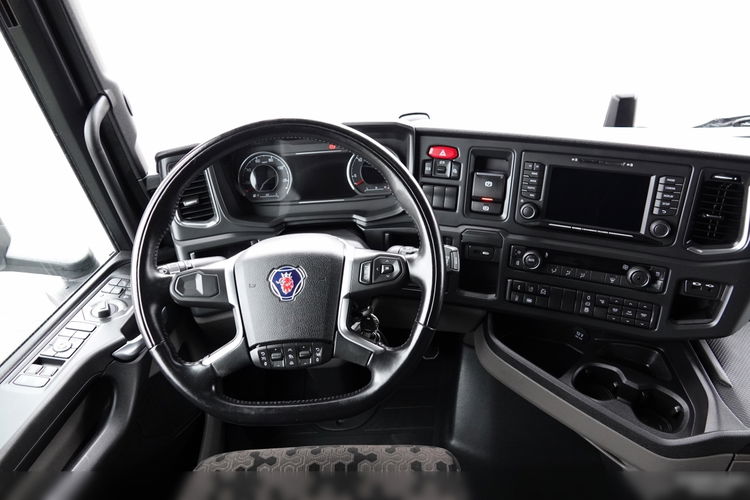 Scania S 530 / V8 / RETARDER / NAVI / PO ZŁOTYM KONTRAKCIE SERWISOWYM  zdjęcie 30