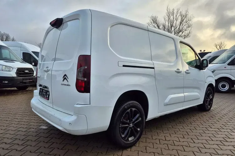 Citroen Berlingo Long 59999zł NETTO 1, 5HDi/102KM zdjęcie 8