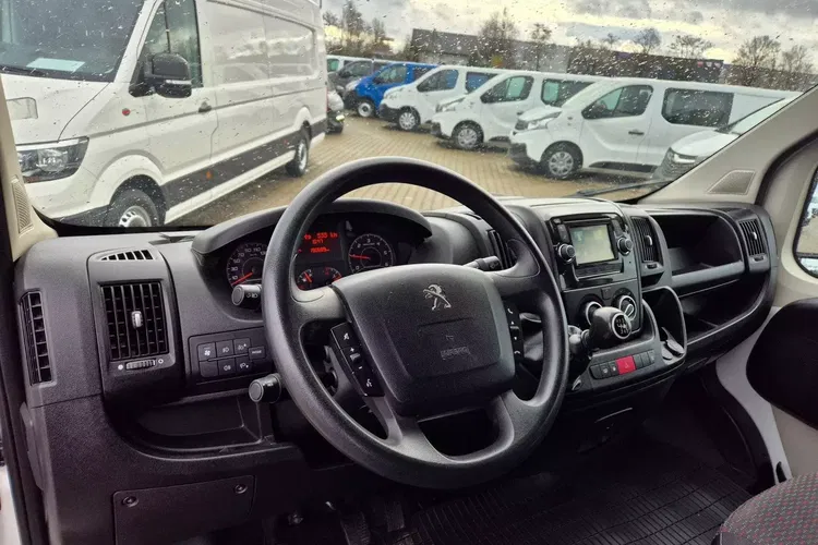 Peugeot Boxer L4H2 76999zł NETTO Brygadówka 6 osób 2.0HDi/163KM zdjęcie 18