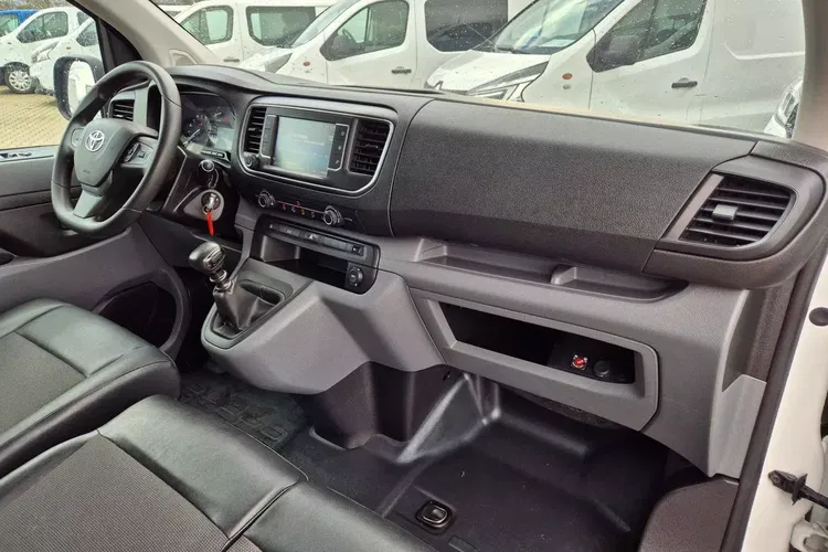 Toyota ProAce L2H1 49999zł NETTO 1, 5D4d/120KM zdjęcie 29