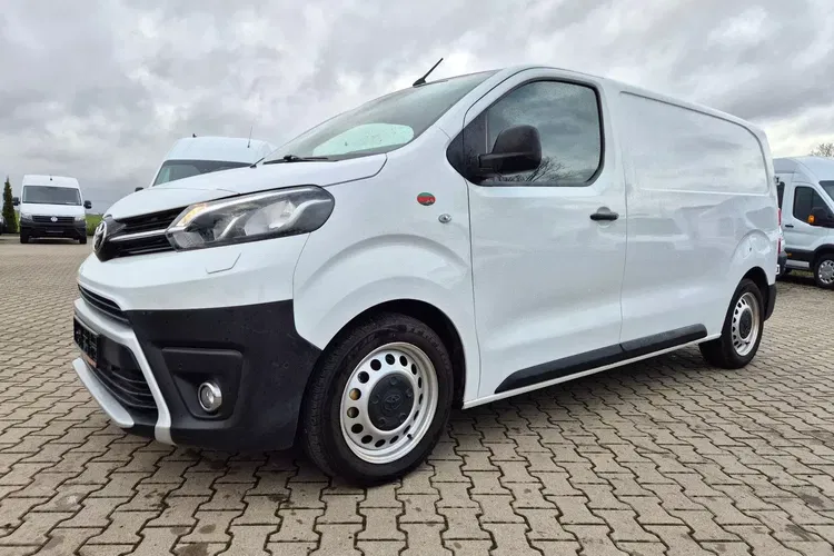 Toyota ProAce L2H1 49999zł NETTO 1, 5D4d/120KM zdjęcie 4