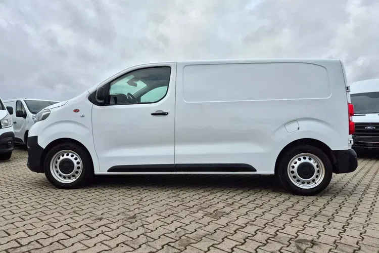 Toyota ProAce L2H1 49999zł NETTO 1, 5D4d/120KM zdjęcie 7