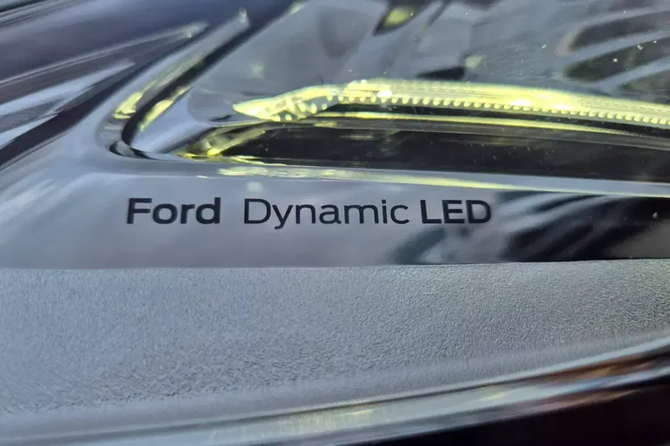 Ford mondeo zdjęcie 10