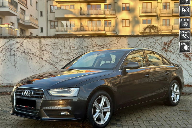 samochód osobowy Audi zdjęcie 1