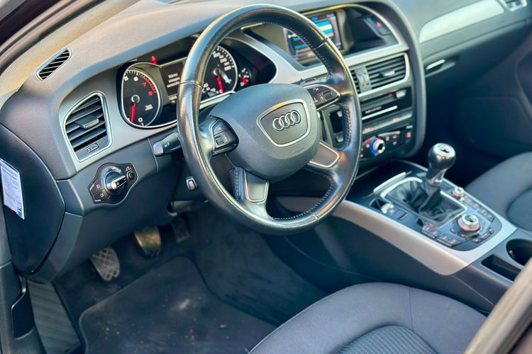 Audi A4 1.8 Sport S-line Europa zdjęcie 5