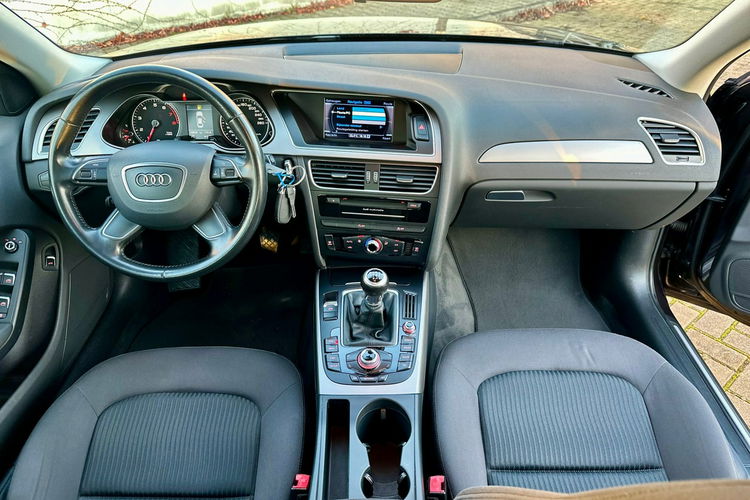 Audi A4 1.8 Sport S-line Europa zdjęcie 6