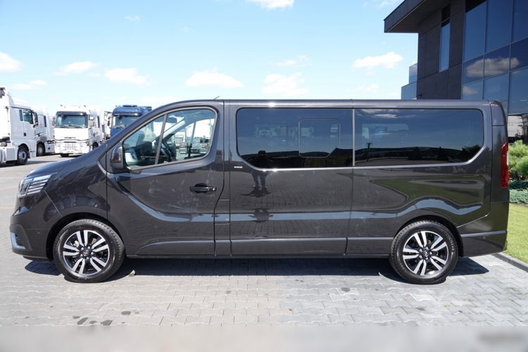 Renault Trafic III Grand Space Class zdjęcie 9