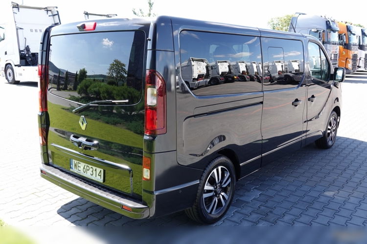 Renault Trafic III Grand Space Class zdjęcie 11