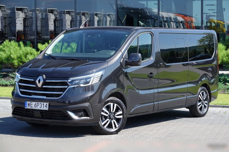 Renault Trafic III Grand Space Class zdjęcie 1