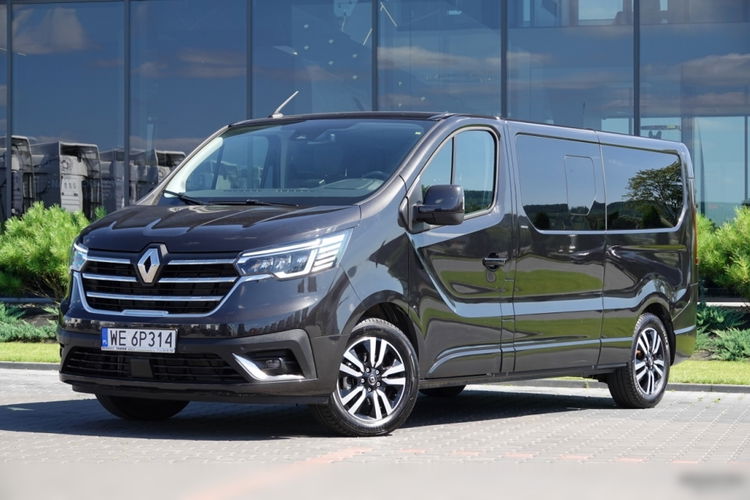 Renault Trafic III Grand Space Class zdjęcie 3