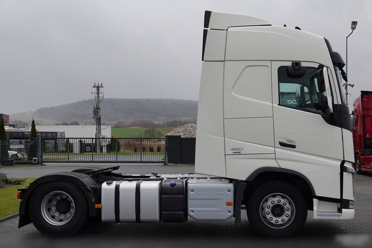 Volvo FH 460 / OPONY 100 % / SPROWADZONY / MAŁY PRZEBIEG / PO KONTRAKCIE SERWISOWYM  zdjęcie 10