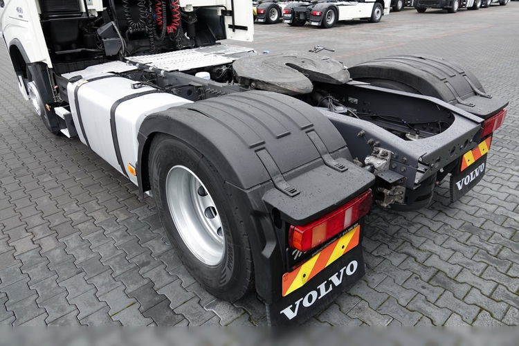 Volvo FH 460 / OPONY 100 % / SPROWADZONY / MAŁY PRZEBIEG / PO KONTRAKCIE SERWISOWYM  zdjęcie 15