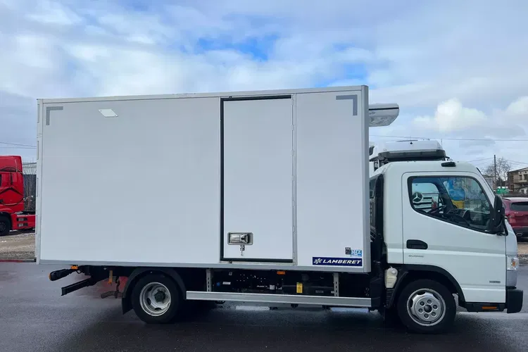 Mitsubishi FUSO CANTER 3C15 zdjęcie 4