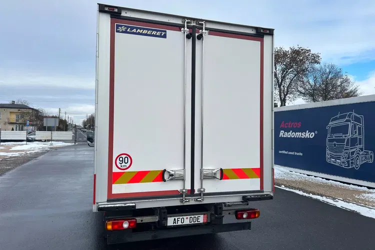 Mitsubishi FUSO CANTER 3C15 zdjęcie 8