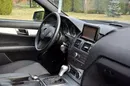 Mercedes Klasa C zdjęcie 18
