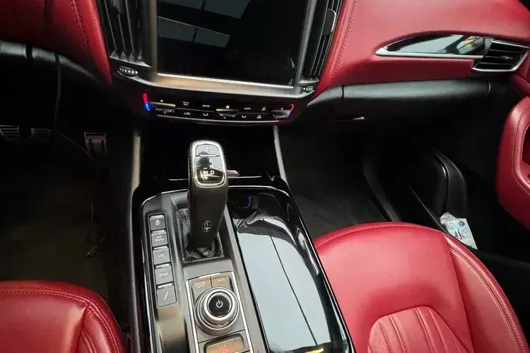 Maserati Levante zdjęcie 13