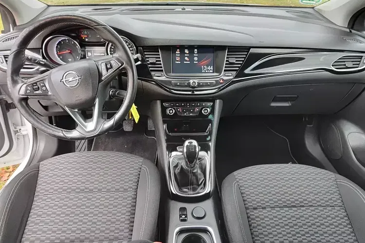 Opel Astra zdjęcie 16