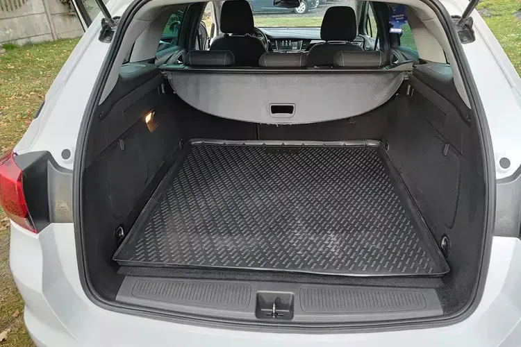 Opel Astra zdjęcie 17