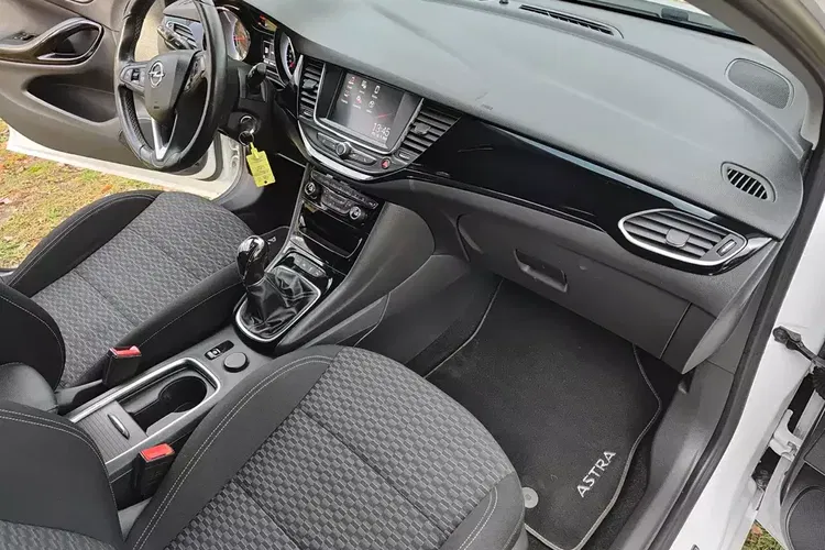 Opel Astra zdjęcie 20