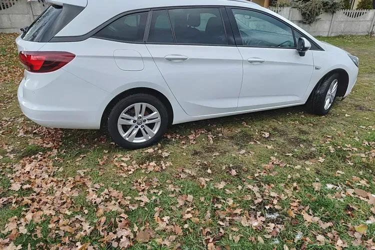 Opel Astra zdjęcie 6
