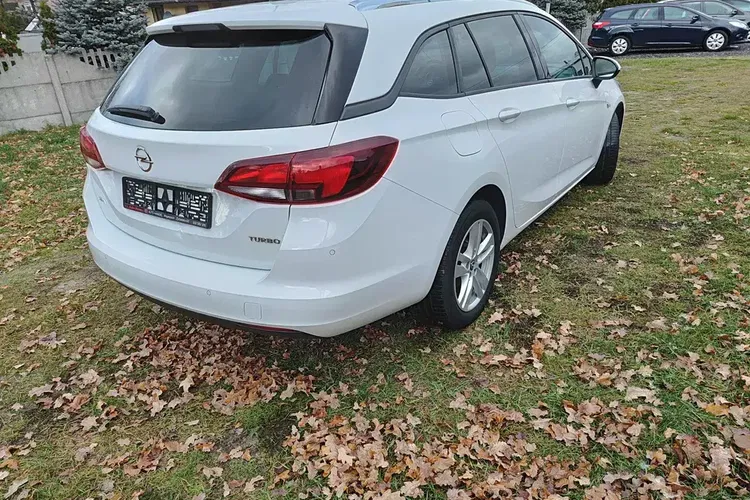 Opel Astra zdjęcie 7