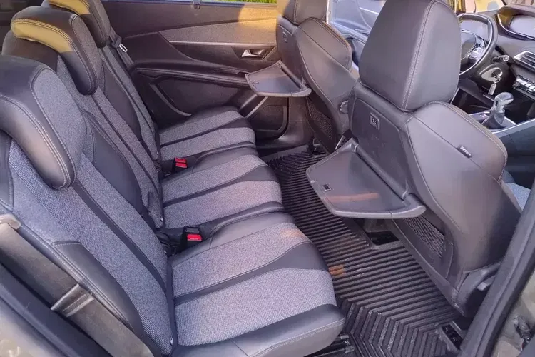 Peugeot 5008 zdjęcie 16