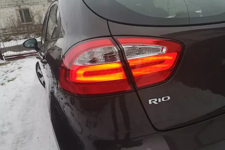 Kia Rio zdjęcie 32