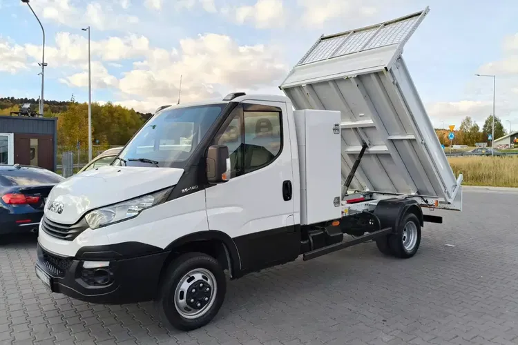 Iveco DAILY 35-140 / WYWROTKA / SPROWADZONE / 3-OSOBOWE / zdjęcie 3