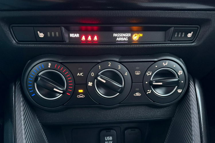 Mazda 2 , czysty , zadbany, zarejestrowany zdjęcie 27