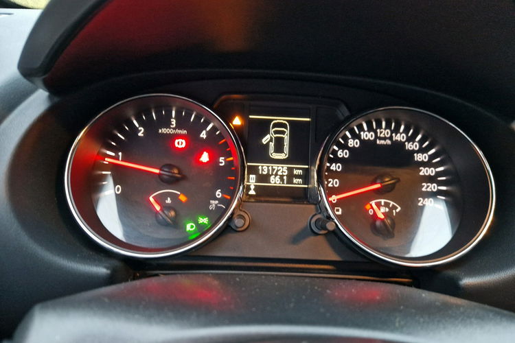 Nissan Qashqai+2 7-osobowy. Skóra. Navi. Kamera. Panorama dach. zdjęcie 16