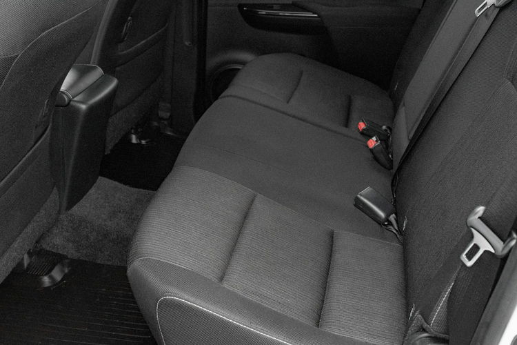 Toyota Hilux 2.4 D-4D Double Cab 4x4 Podgrz.f K.cofania Salon PL zdjęcie 30