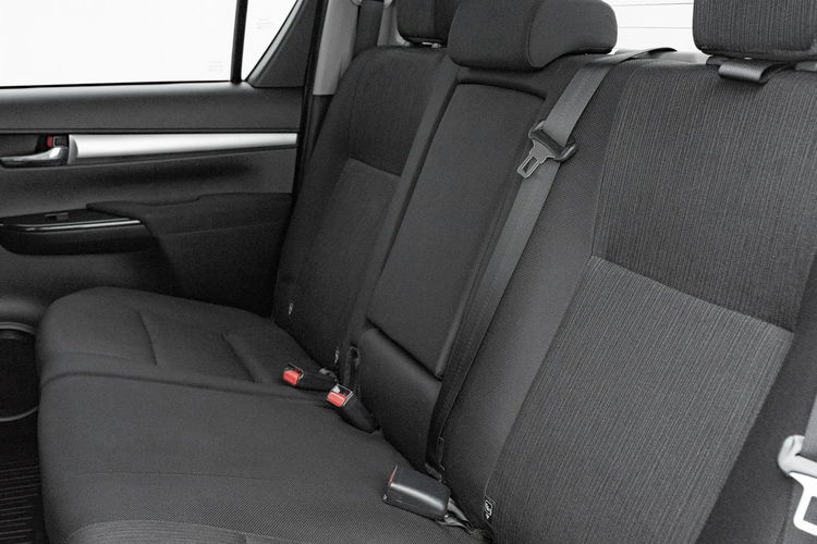 Toyota Hilux 2.4 D-4D Double Cab 4x4 Podgrz.f K.cofania Salon PL zdjęcie 31