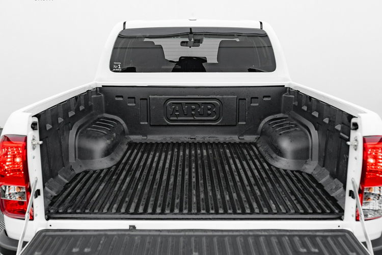 Toyota Hilux 2.4 D-4D Double Cab 4x4 Podgrz.f K.cofania Salon PL zdjęcie 32