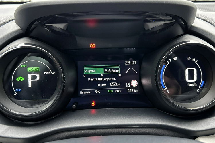 Toyota Yaris 1.5 HSD 116KM EXECUTIVE SMART, salon Polska, gwarancja zdjęcie 16