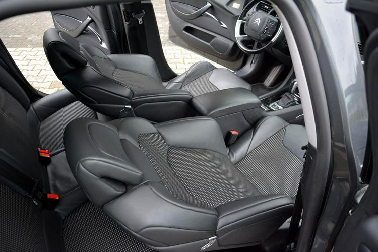 Citroen C5 2.0HDI(180KM) Skóry Bi-Xenon Ledy Navi Kamera Masaże Hydro z Niemiec zdjęcie 19