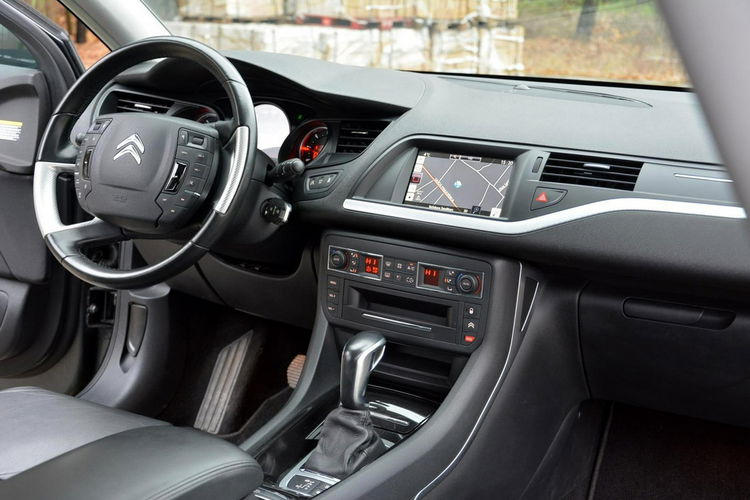 Citroen C5 2.0HDI(180KM) Skóry Bi-Xenon Ledy Navi Kamera Masaże Hydro z Niemiec zdjęcie 20