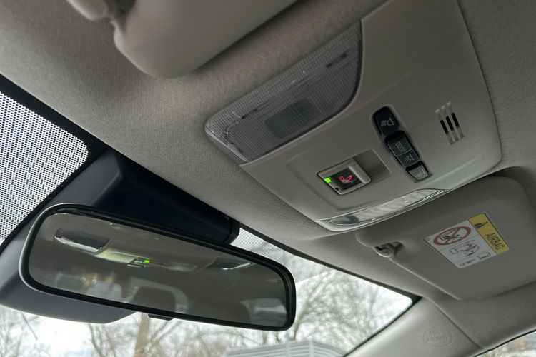 Toyota Corolla 1.5 VVTi 125KM COMFORT, salon Polska, gwarancja, FV23% zdjęcie 24