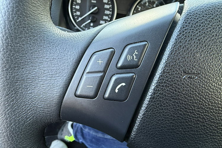 BMW X1 zadbane serwisowane zdjęcie 11