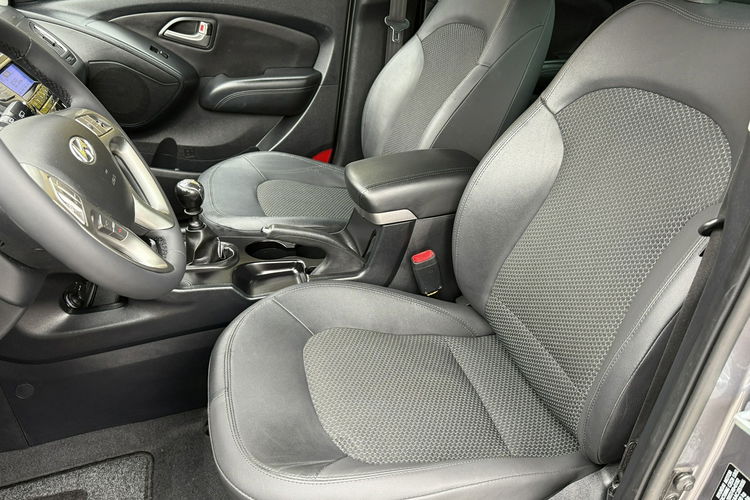 Hyundai ix35 zadbany i bezwypadkowy zdjęcie 13