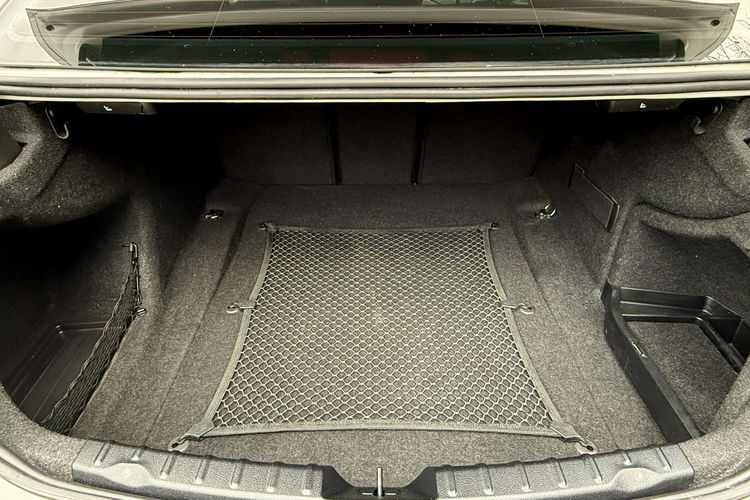 BMW 320 zadbane serwisowane zdjęcie 11