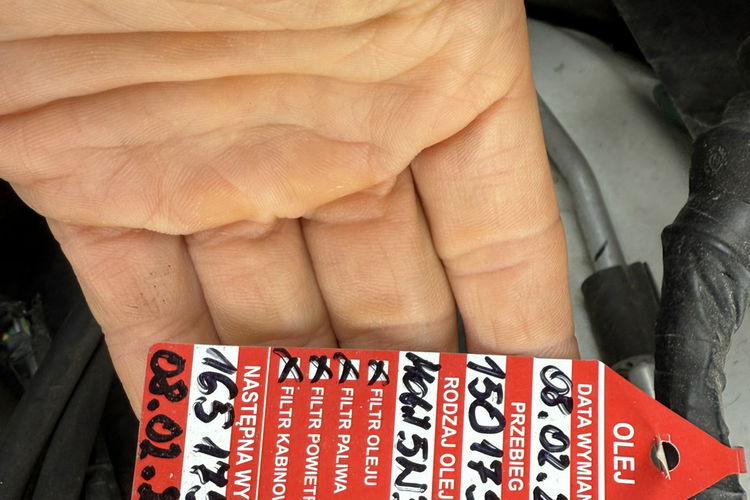 BMW 320 zadbane serwisowane zdjęcie 12