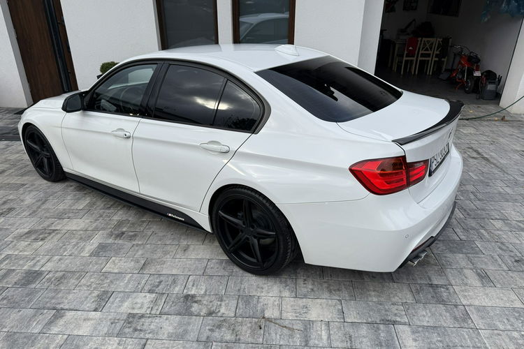 BMW 320 zadbane serwisowane zdjęcie 30