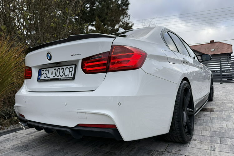 BMW 320 zadbane serwisowane zdjęcie 4