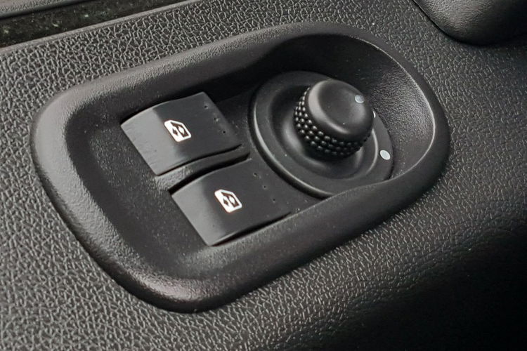 Renault Master KONTENER 8EP 4.21x2.23x2.22 KLIMA MANUAL KRAJOWY 6-BIEGÓW zdjęcie 9
