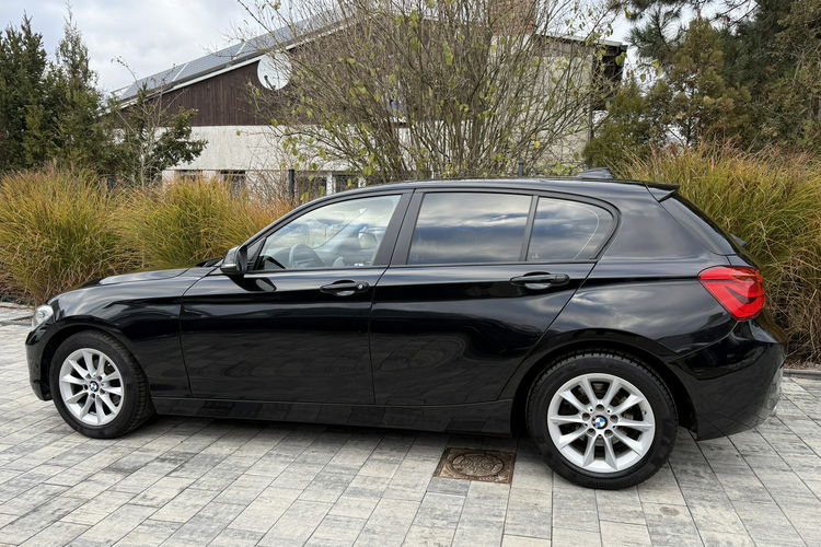 BMW 120 Bardzo zadbana NISKI oryginalny przebieg zdjęcie 1
