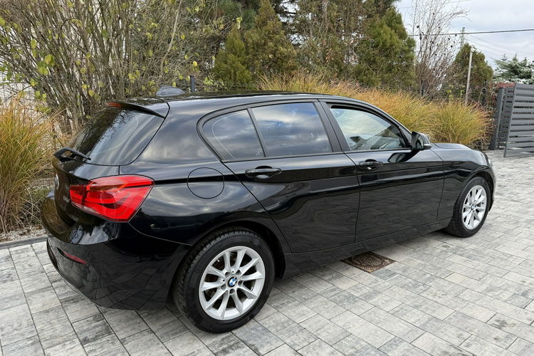 BMW 120 Bardzo zadbana NISKI oryginalny przebieg zdjęcie 12