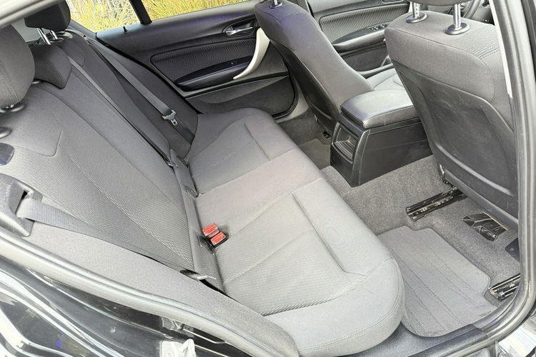 BMW 120 Bardzo zadbana NISKI oryginalny przebieg zdjęcie 18